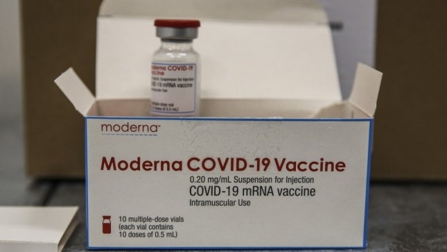 FDA отложи разрешението на ваксината на Модерна за юноши